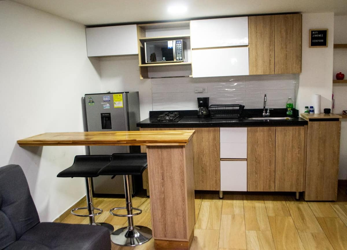 Laureles primer piso, muy central y tranquilo