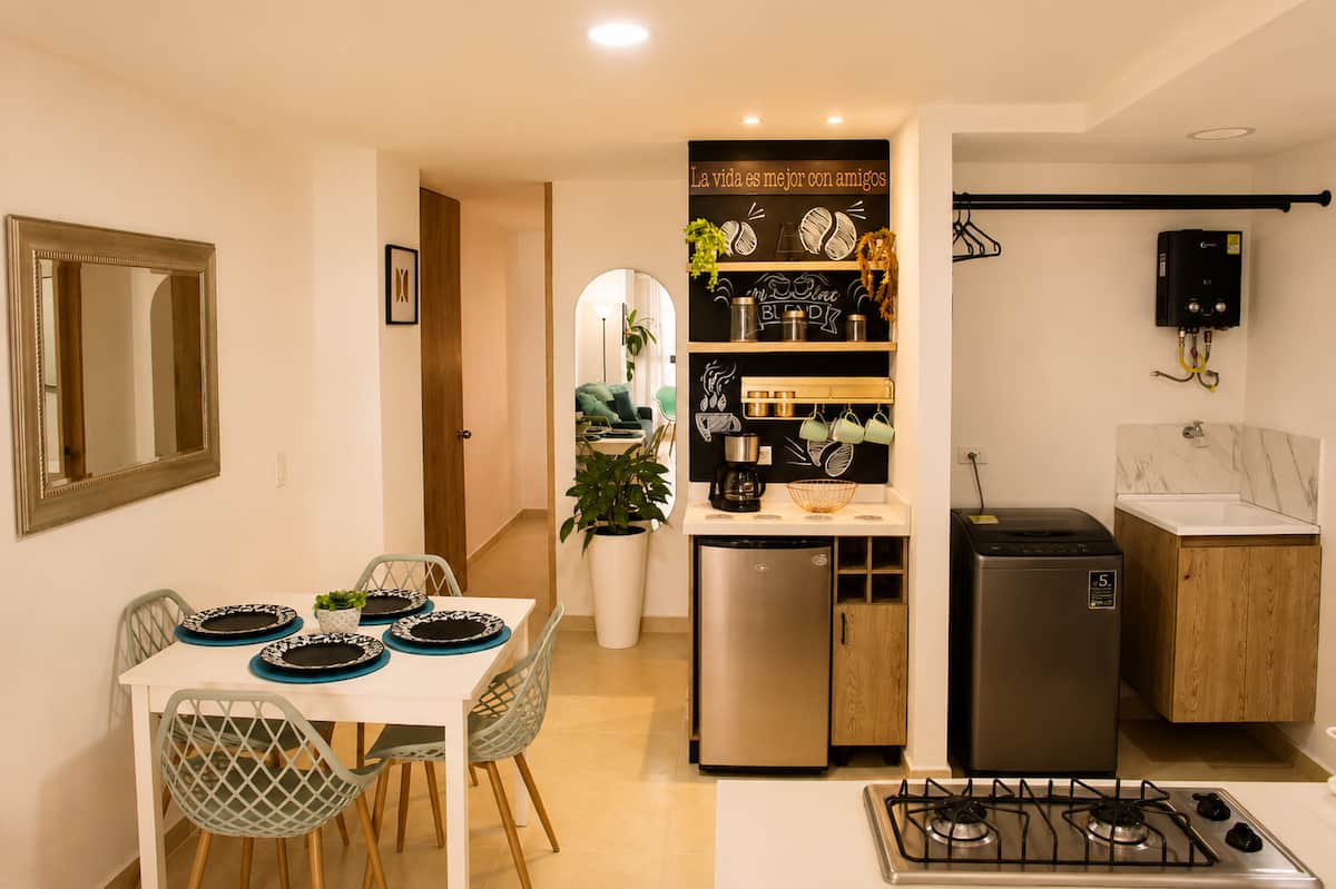 402 Suite en Sabaneta | Wifi de 300 Mb | Home Office