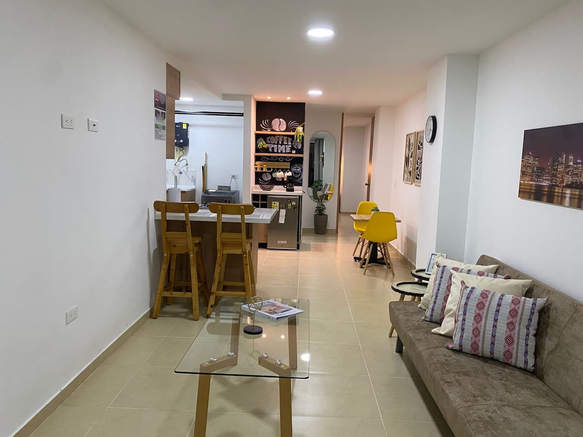 501 Loft Amplio para Estadías Mensuales - Sabaneta