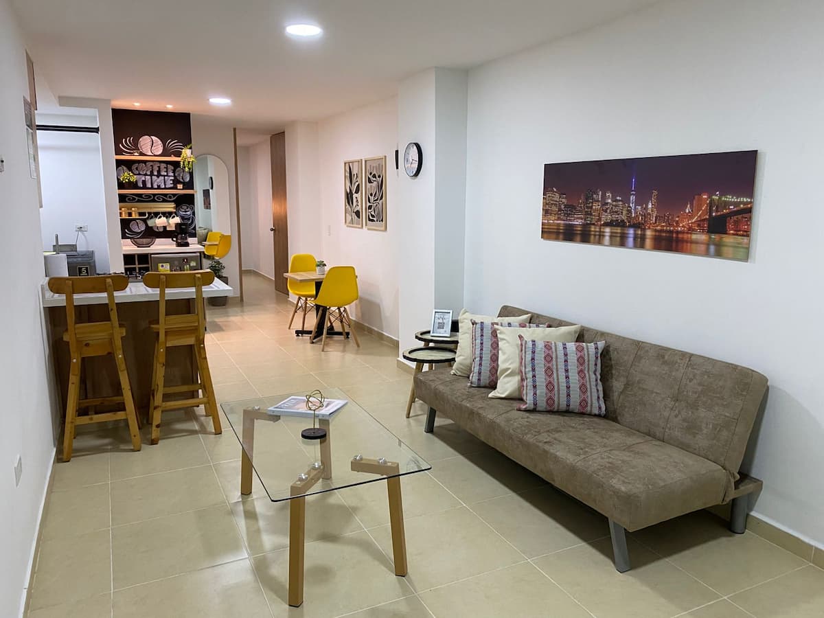 501 Loft Amplio para Estadías Mensuales - Sabaneta