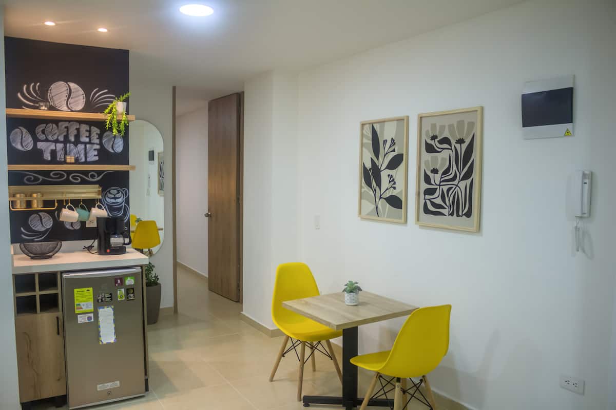 501 Loft Amplio para Estadías Mensuales - Sabaneta