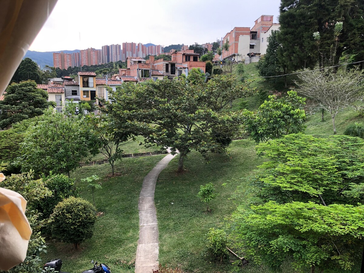 Agradable apartamento en zona campestre