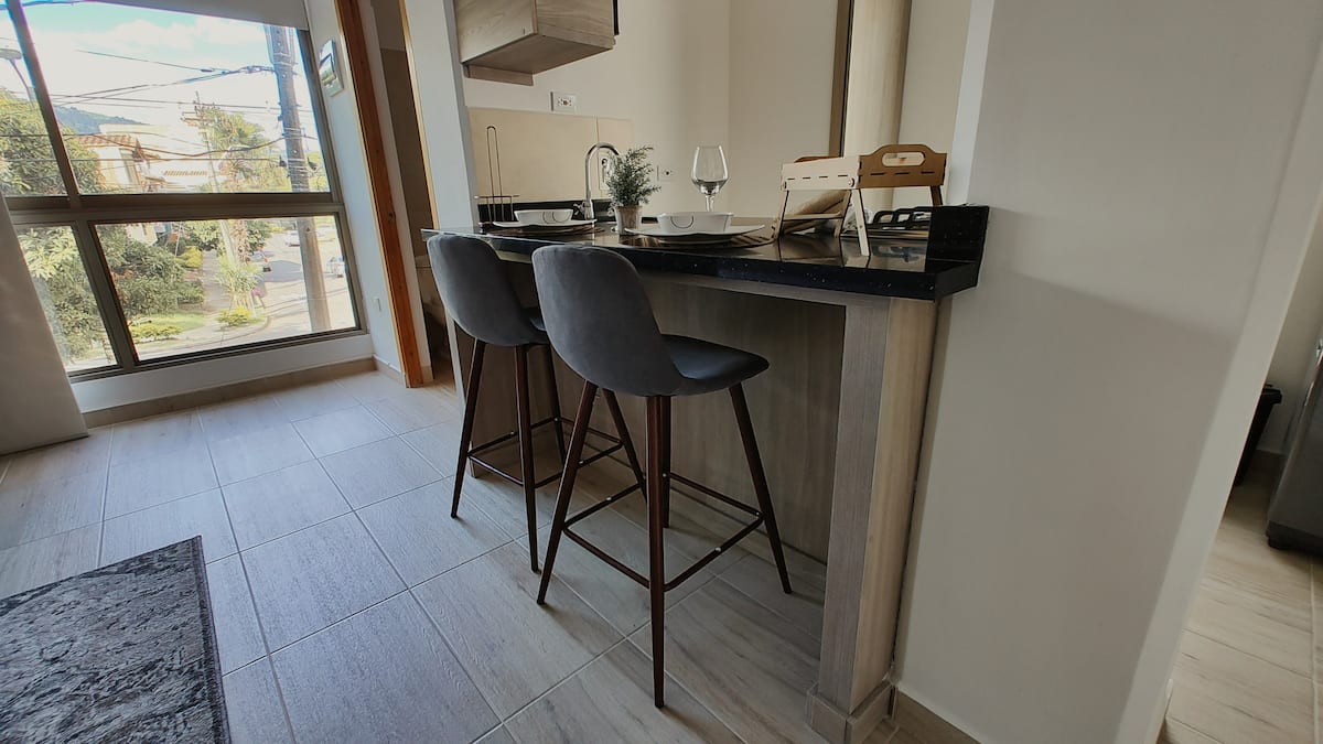 Apartaestudio moderno en Laureles central
