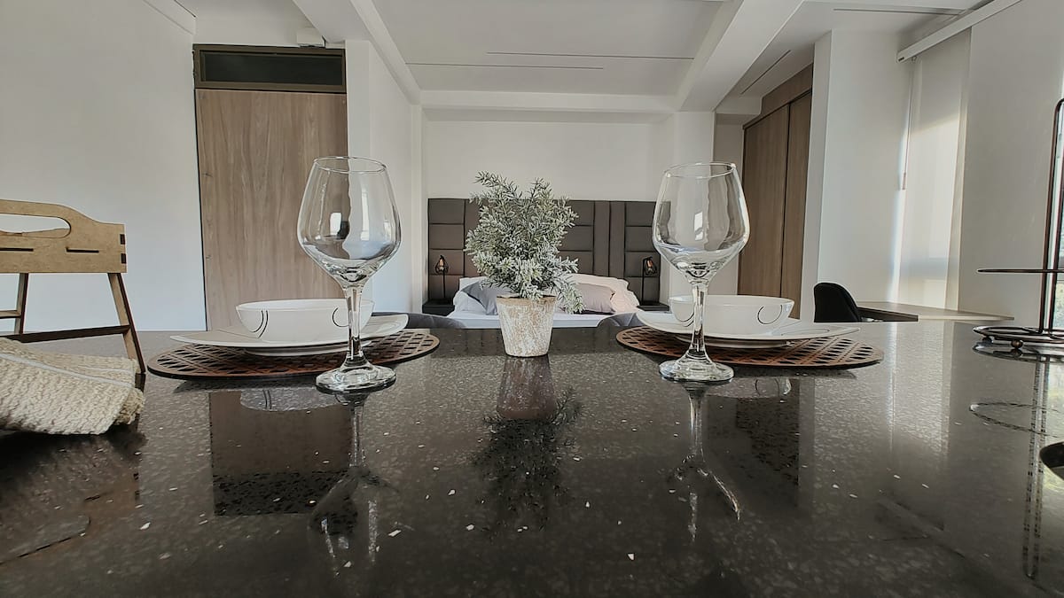 Apartaestudio moderno en Laureles central