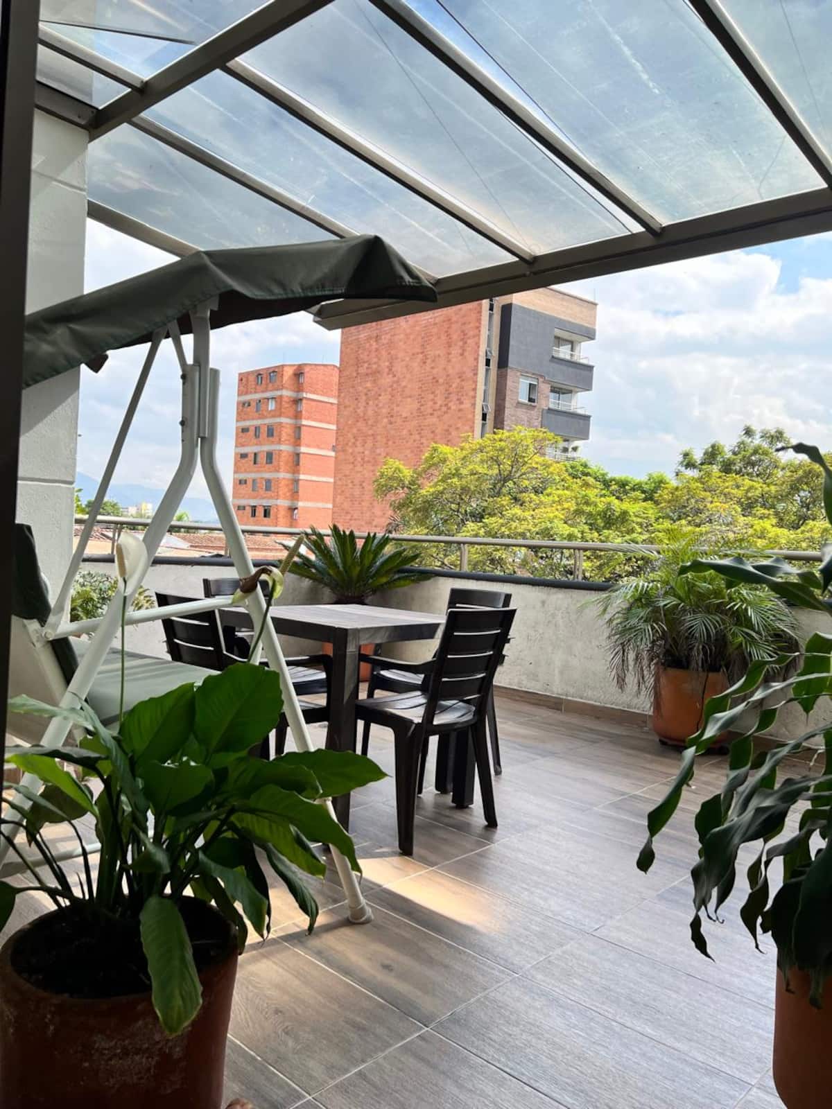 Apartaestudio moderno en Laureles central